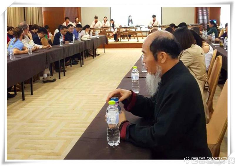 微信图片_20181003102214_副本_副本.jpg