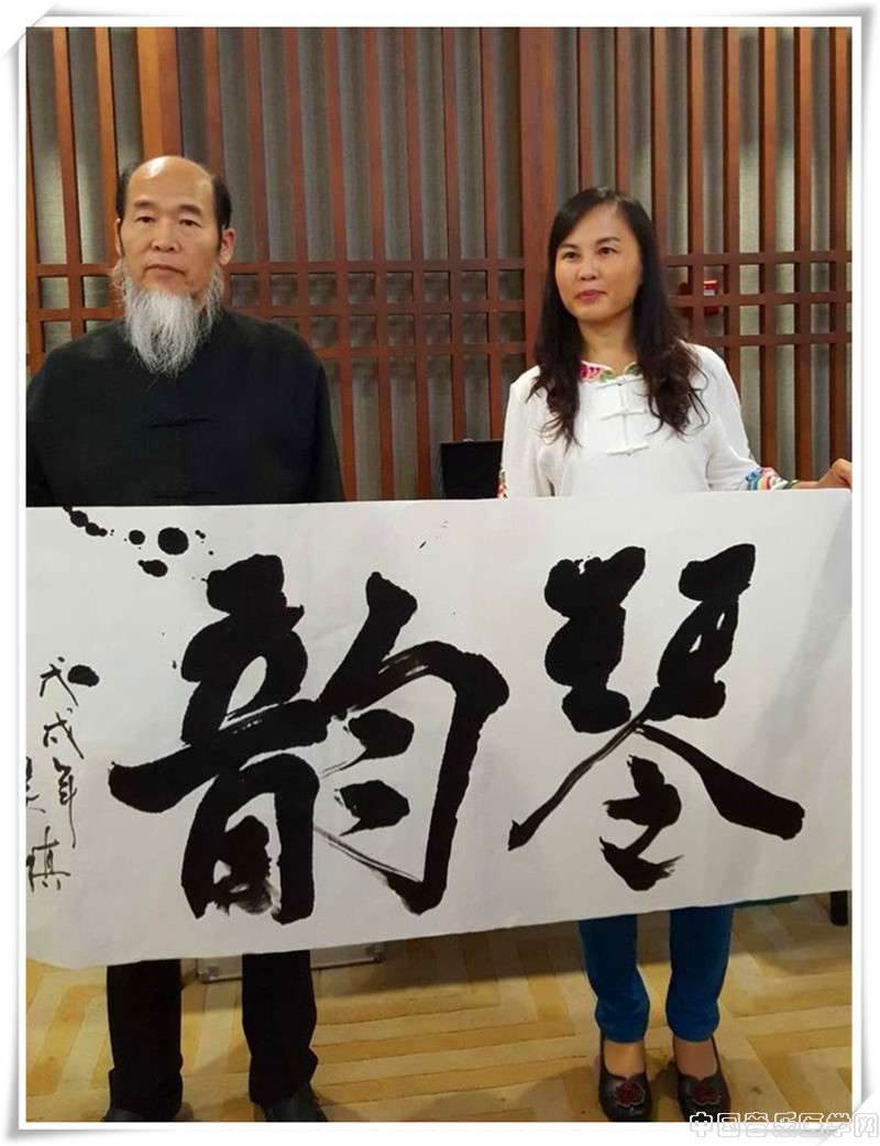 微信图片_20181003102057_副本.jpg