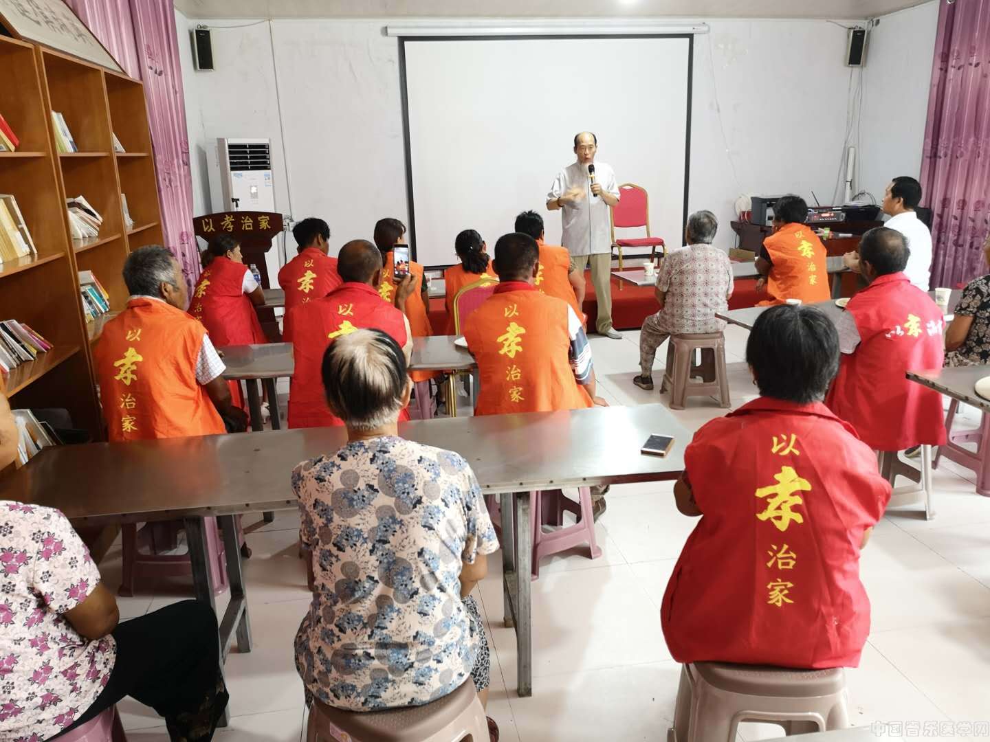 微信图片_20180905012403.jpg