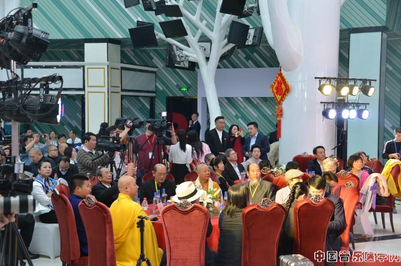 DSC_3505_dh.JPG